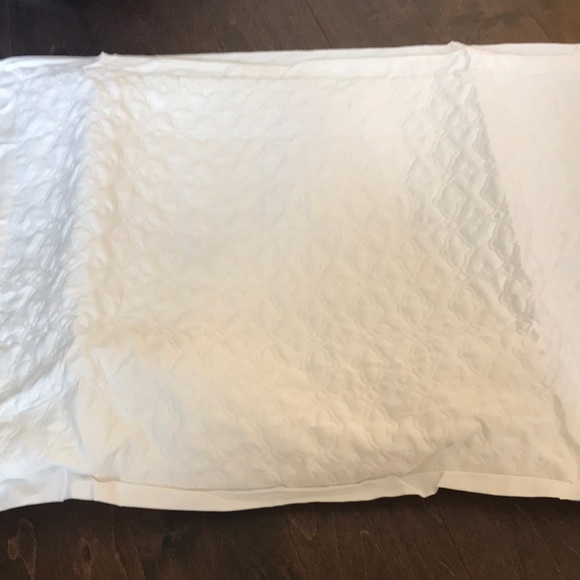 Hotel Style quilted 4 pc Coverlet Set Queen Sz - Picture 6 of 6